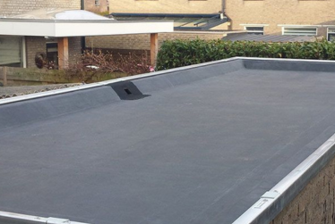 Zelf EPDM dakbedekking leggen